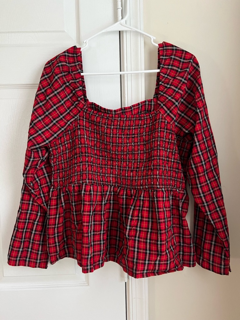 Old Navy Red & Black Tartan Plaid Long Sleeve Peplum Smocked Top XL
